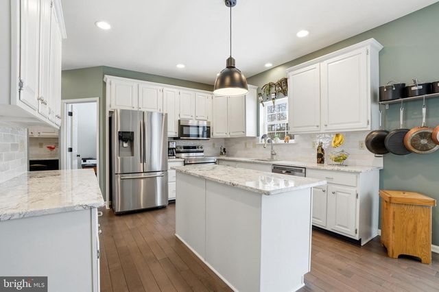 59 FAIRWAY CT, Quakertown, PA 18951