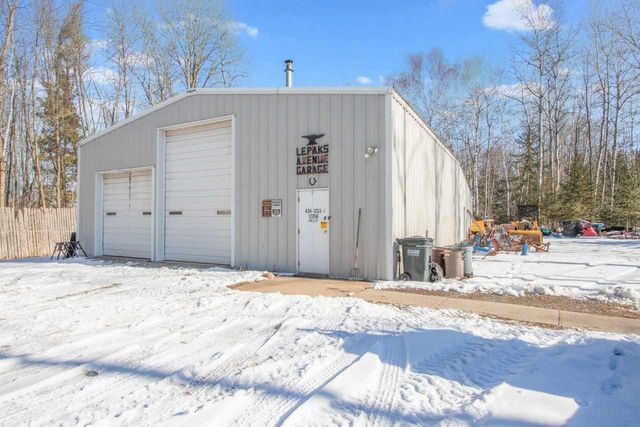 2454 FOREST MEADOWS COURT, Green Bay, WI 54313