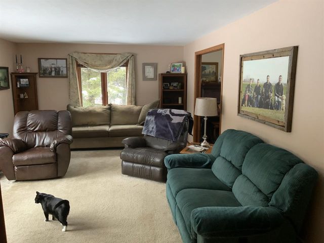 2454 FOREST MEADOWS COURT, Green Bay, WI 54313