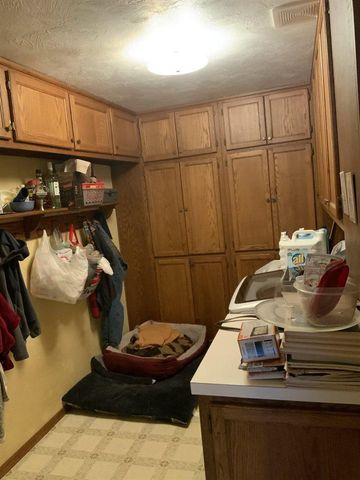 2454 FOREST MEADOWS COURT, Green Bay, WI 54313