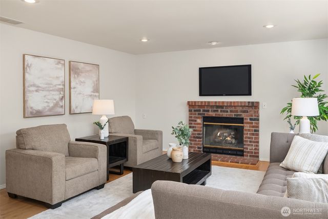 13150 NE 13150 NE 203rd Place, Woodinville, WA 98072