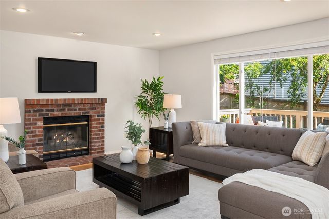 13150 NE 13150 NE 203rd Place, Woodinville, WA 98072