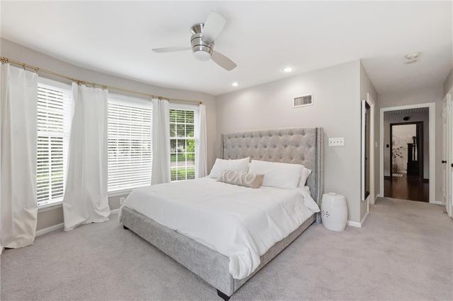 6522 Willow Lane, Mission Hills, KS 66208