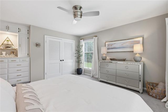 6522 Willow Lane, Mission Hills, KS 66208