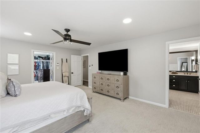 6522 Willow Lane, Mission Hills, KS 66208