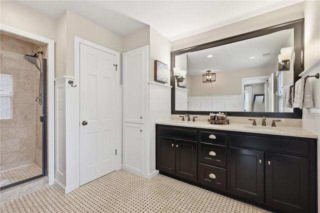 6522 Willow Lane, Mission Hills, KS 66208