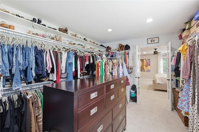 6522 Willow Lane, Mission Hills, KS 66208