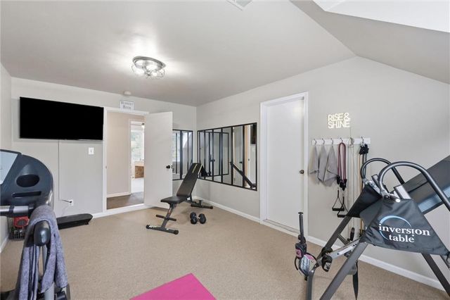 6522 Willow Lane, Mission Hills, KS 66208