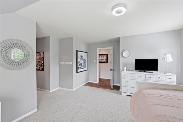 6522 Willow Lane, Mission Hills, KS 66208