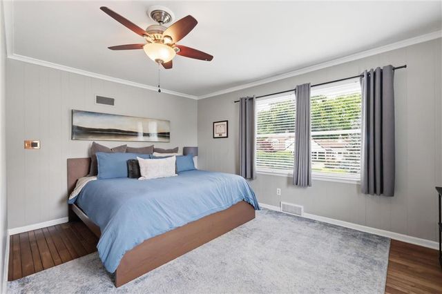 6522 Willow Lane, Mission Hills, KS 66208