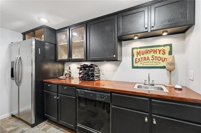 6522 Willow Lane, Mission Hills, KS 66208