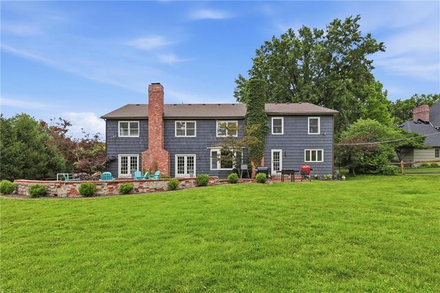 6522 Willow Lane, Mission Hills, KS 66208