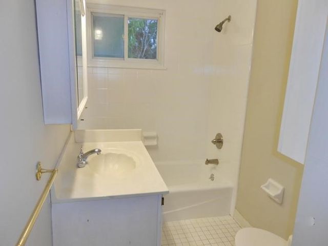 3828 Arizona Dr, Hampton, PA 15101