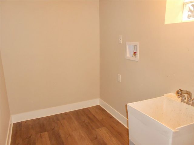 3828 Arizona Dr, Hampton, PA 15101
