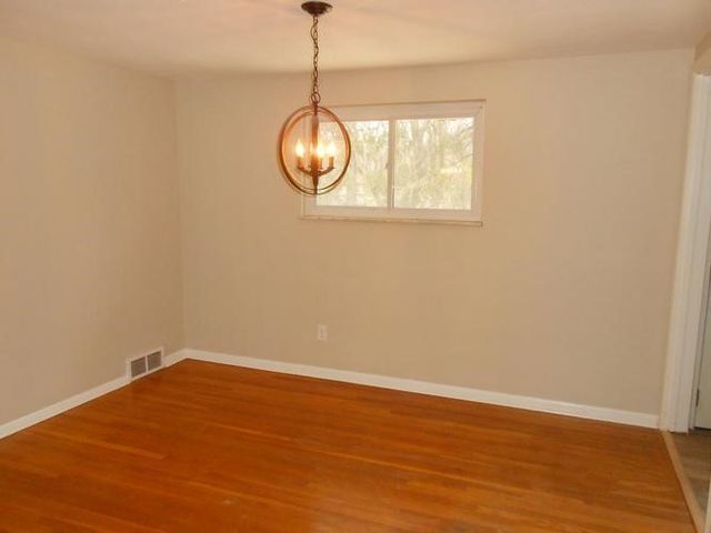 3828 Arizona Dr, Hampton, PA 15101