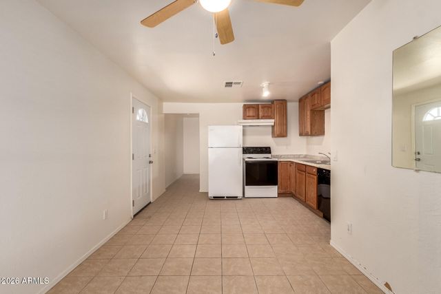 2936 E Willetta Street, Phoenix, AZ 85008
