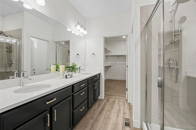 5063 Mckinnon Court, Timnath, CO 80547