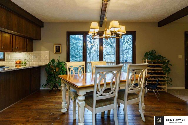 845 Hidden Hills Drive, Bellevue, NE 68005