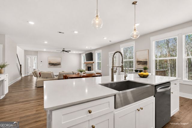 299 Saddleridge Trail, Senoia, GA 30276
