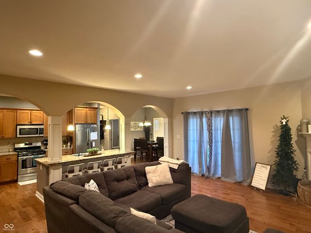 909 E Mill Creek Road S, Greensburg, IN 47240