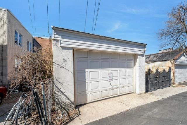 6 CORBIN AVE, Jc, Journal Square, NJ 07306