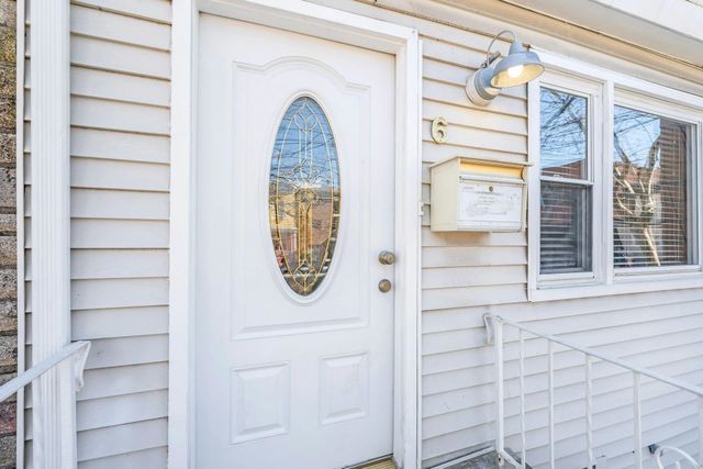6 CORBIN AVE, Jc, Journal Square, NJ 07306