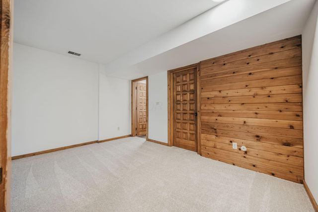 399 Hickory Lane, Westerville, OH 43081