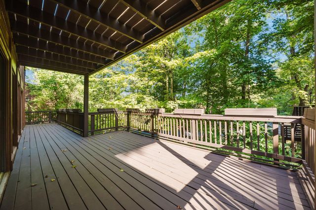 399 Hickory Lane, Westerville, OH 43081