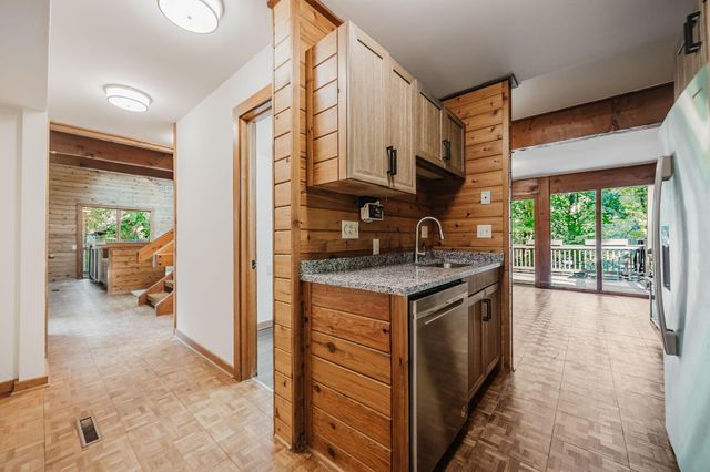 399 Hickory Lane, Westerville, OH 43081