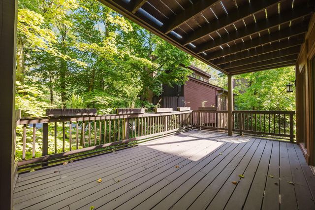 399 Hickory Lane, Westerville, OH 43081