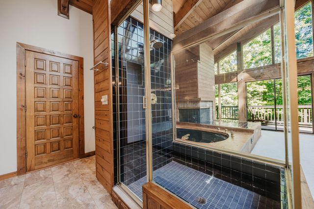 399 Hickory Lane, Westerville, OH 43081