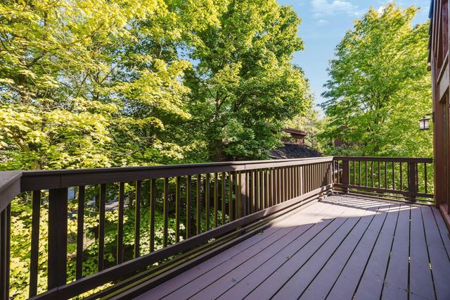 399 Hickory Lane, Westerville, OH 43081