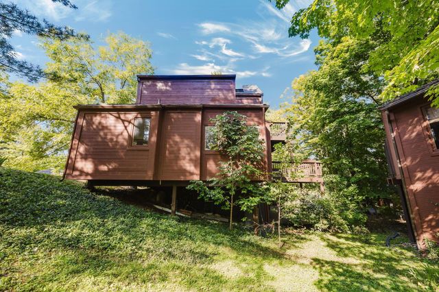 399 Hickory Lane, Westerville, OH 43081
