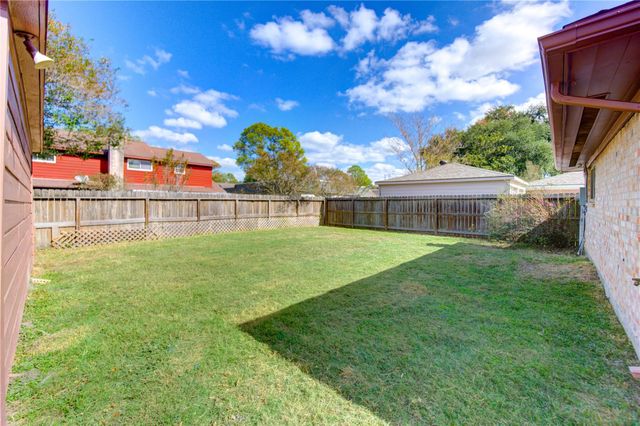 12114 Dorrance Lane, Meadows Place, TX 77477