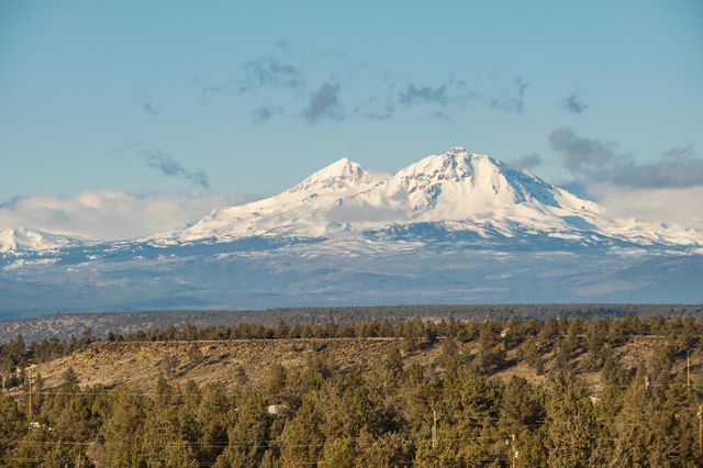 17040 SW Steelhead Road, Terrebonne, OR 97760