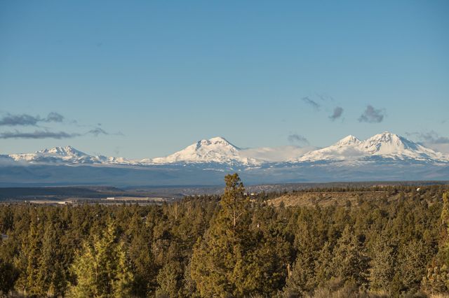 17040 SW Steelhead Road, Terrebonne, OR 97760