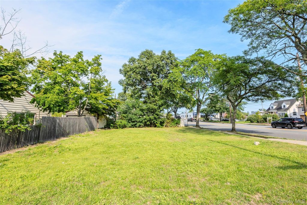 3247 Brower Avenue, Oceanside, NY 11572 — photo 3
