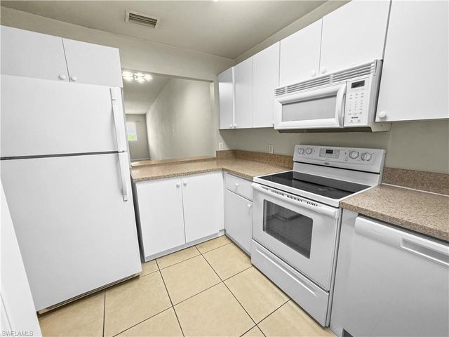 1321 SE 8th AVE 6, Cape Coral, FL 33990