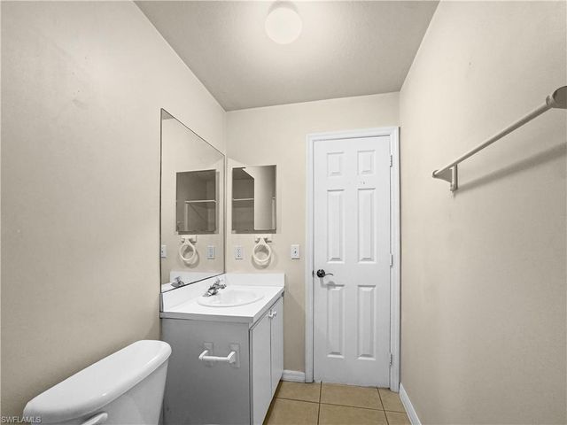 1321 SE 8th AVE 6, Cape Coral, FL 33990