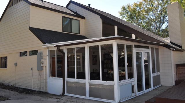 1602 Big Lake Drive, Houston, TX 77077