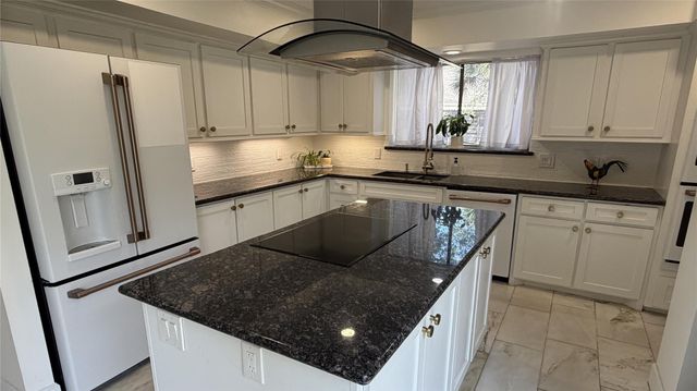 1602 Big Lake Drive, Houston, TX 77077