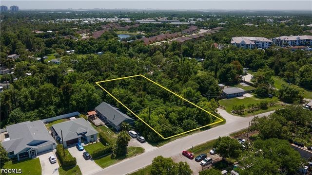 20190 Trailside DR, Estero, FL 33928