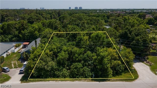 20190 Trailside DR, Estero, FL 33928