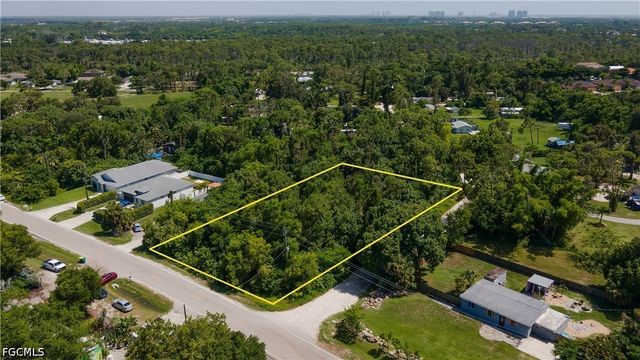 20190 Trailside DR, Estero, FL 33928
