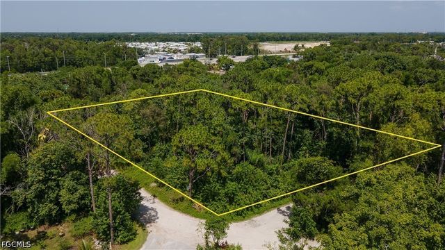 20190 Trailside DR, Estero, FL 33928
