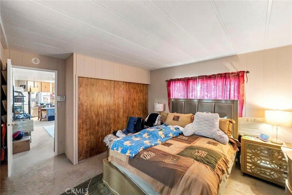 Image 32 of property listing at 643 Mariposa, Hemet, CA 92543