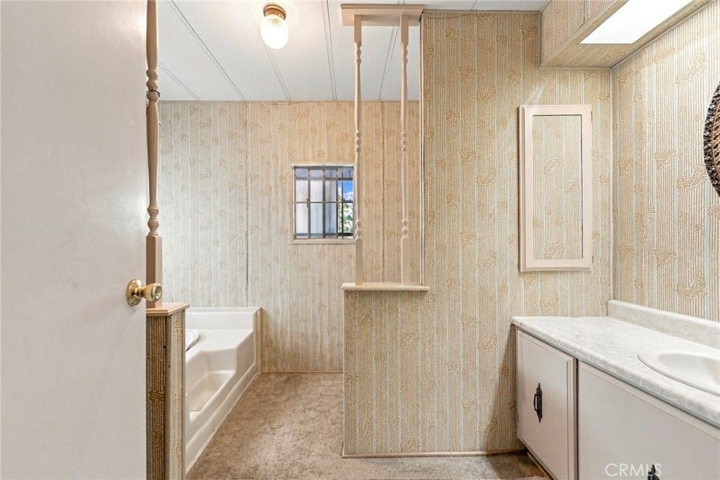 Image 34 of property listing at 643 Mariposa, Hemet, CA 92543
