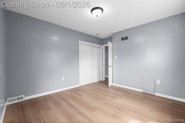 21090 Gentner Street, Warren, MI 48089