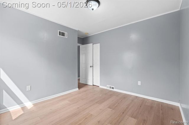21090 Gentner Street, Warren, MI 48089