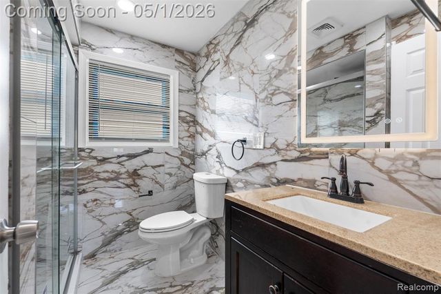 21090 Gentner Street, Warren, MI 48089